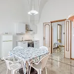 Cod 278 Al Centro Del Paese Ugento