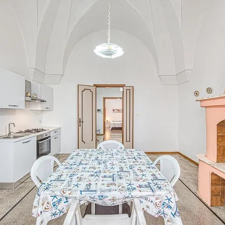 Cod 278 Al Centro Del Paese