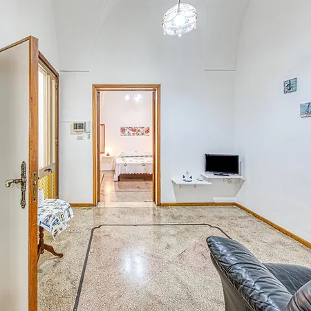 Cod 278 Al Centro Del Paese Σπίτι διακοπών Ugento